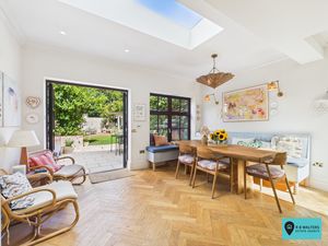Dining Area- click for photo gallery